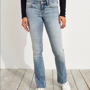 Classic Stretch Low-Rise Boot Jeans (NEVER WORN)